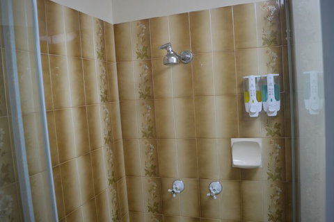 Excelsior Motor Inn - Accommodation Main Beach 6