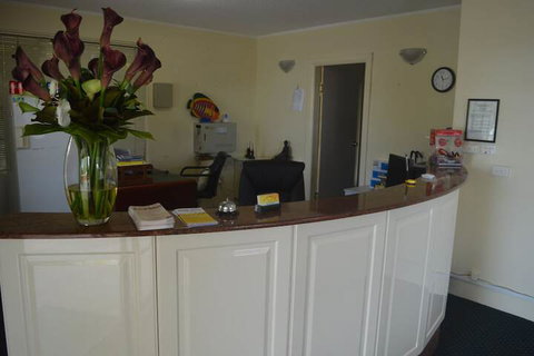 Excelsior Motor Inn - Accommodation Main Beach 3