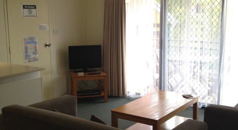 Beaches Holiday Resort - Accommodation Main Beach 5