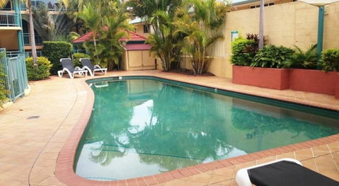 Beaches Holiday Resort - Accommodation Main Beach 2
