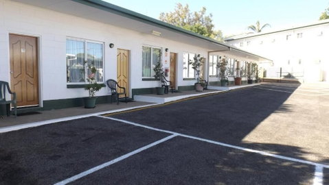 Central Point Motel - Accommodation Main Beach 4