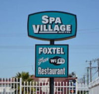 Spa Village Travel Inn - Accommodation Main Beach