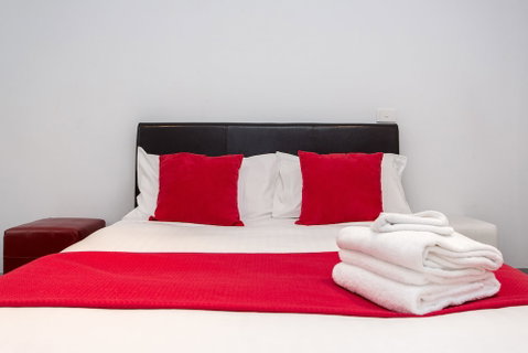 ABC Accommodation - Flinders - Accommodation Main Beach 2