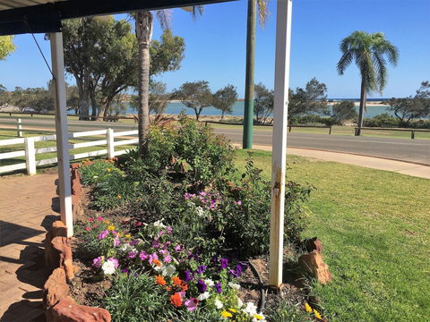 Kalbarri Seafront Villas - Accommodation Main Beach 0