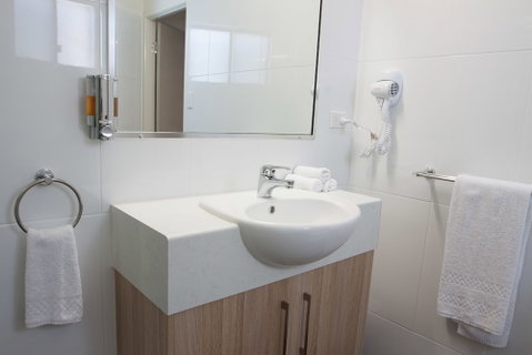 Abode37 - Accommodation Main Beach 1