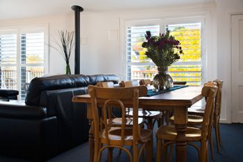 Alpha Loft - Accommodation Main Beach 6