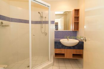 Pacific Royale Holiday Apartment 313 - Accommodation Main Beach 1