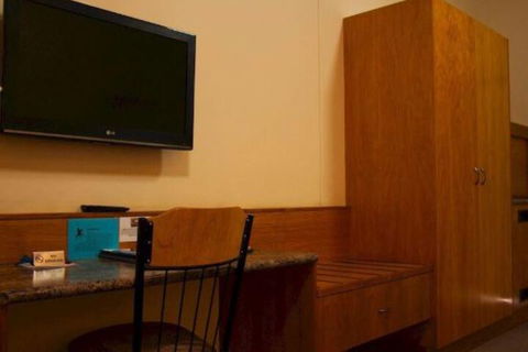 Mas Country Roma Explorers Inn Roma - Accommodation Main Beach 6