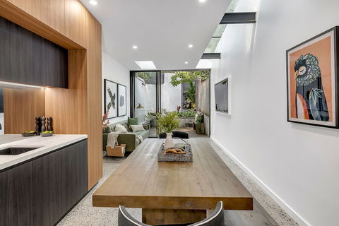 Outstanding Comfort Darlinghurst House - Accommodation Main Beach 3