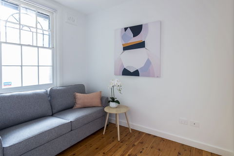 Outstanding Comfort Darlinghurst House - Accommodation Main Beach 1