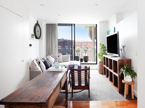 Bayside Pad - Accommodation Main Beach 6