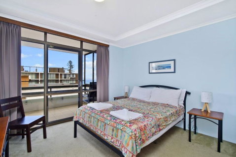 Akuna 14 6 Joffre Street - Accommodation Main Beach 3