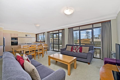 Akuna 14 6 Joffre Street - Accommodation Main Beach 6