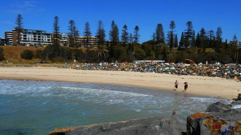 Akuna 23 6 Joffre Street - Accommodation Main Beach 2