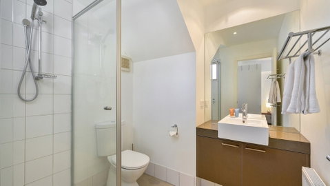 Dandongale - Accommodation Main Beach 4