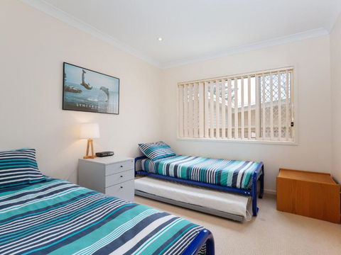 Ocean View Anna Bay 23 Ocean Avenue - Accommodation Main Beach 1