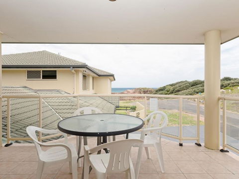 Ocean View Anna Bay 23 Ocean Avenue - Accommodation Main Beach 2