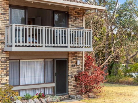 Ocean St. Holiday Apartment - Accommodation Main Beach 1