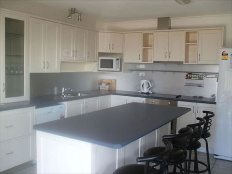 St Helens On The Bay Apartments - Accommodation Main Beach 6