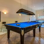 Cuttriss By The Beach - Accommodation Main Beach 0