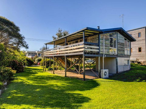 Ocean Reach Retreat - Accommodation Main Beach 5