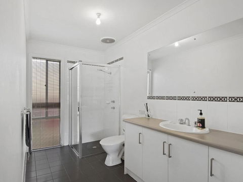 Beach Fun 11 Broadbeach Drive - Accommodation Main Beach 5