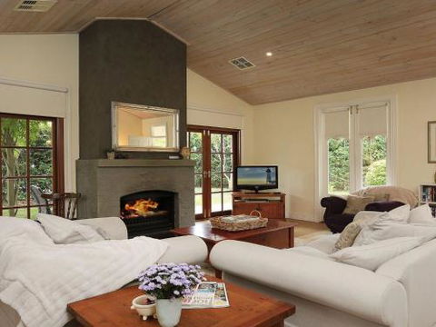 Rose Cottage Bowral Southern Highlands - Accommodation Main Beach 2