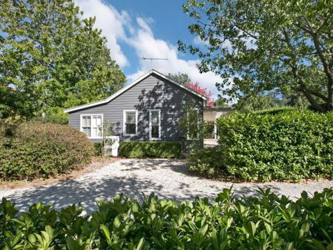 Rose Cottage Bowral Southern Highlands - Accommodation Main Beach 1