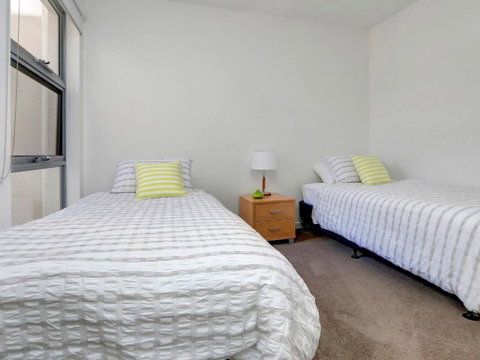 Rosalea By The Bay - Accommodation Main Beach 1