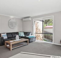 Rye Poolside Escape - Accommodation Main Beach