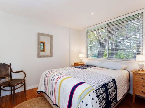 Views Of Shoal Bay 75 Ronald Ave Views & Air Con - Accommodation Main Beach 2