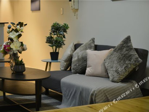 Harmony - Accommodation Main Beach 5