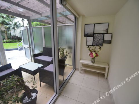 Harmony - Accommodation Main Beach 6
