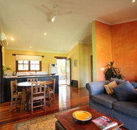 Galnyamba.Friday Creek Retreat - Accommodation Main Beach