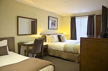 Peppers Rundells Alpine Lodge - Accommodation Main Beach 2