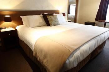 Peppers Rundells Alpine Lodge - Accommodation Main Beach 3