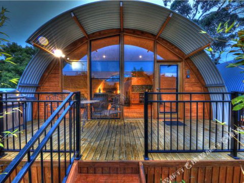 Bruny Island Accommodation 43 Degrees Beachside Studio Spa Apartments (1) - Accommodation Main Beach 3