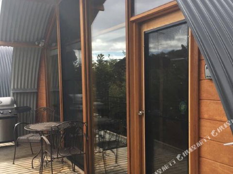 Bruny Island Accommodation 43 Degrees Beachside Studio Spa Apartments (1) - Accommodation Main Beach 4