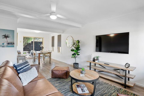 Lennox Belle - Accommodation Main Beach 3