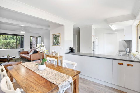 Lennox Belle - Accommodation Main Beach 2