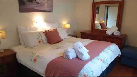 Home Near Shops & Beach - Accommodation Main Beach 1
