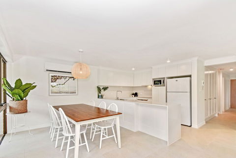 Oceanside Apartment - LAMER9 - Accommodation Main Beach 6