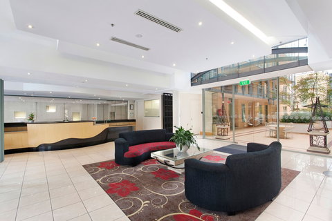 Melbourne Metropole Central - Accommodation Main Beach 1