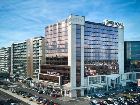 PARKROYAL Monash Melbourne - Accommodation Main Beach 1