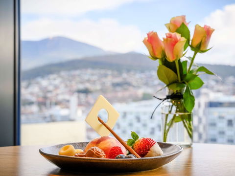 MÃ¶venpick Hotel Hobart - Accommodation Main Beach 6