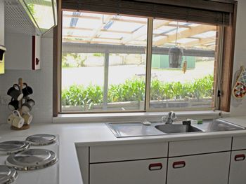 Narrawallee Escape - Accommodation Main Beach 3
