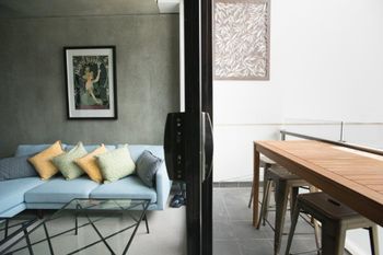 Spacious Apartment Close To Melbourne CBD - Accommodation Main Beach 3