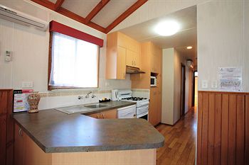 Yarraby Holiday Park - Accommodation Main Beach 5