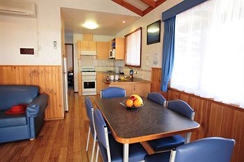 Yarraby Holiday Park - Accommodation Main Beach 6