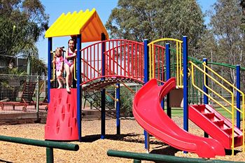 Yarraby Holiday Park - Accommodation Main Beach 4